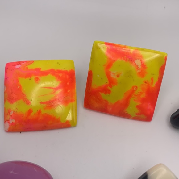 Vintage 80’s EARRING LOT OF 5 Clip & Pierced. TOTALLY!!! - Picture 3 of 5